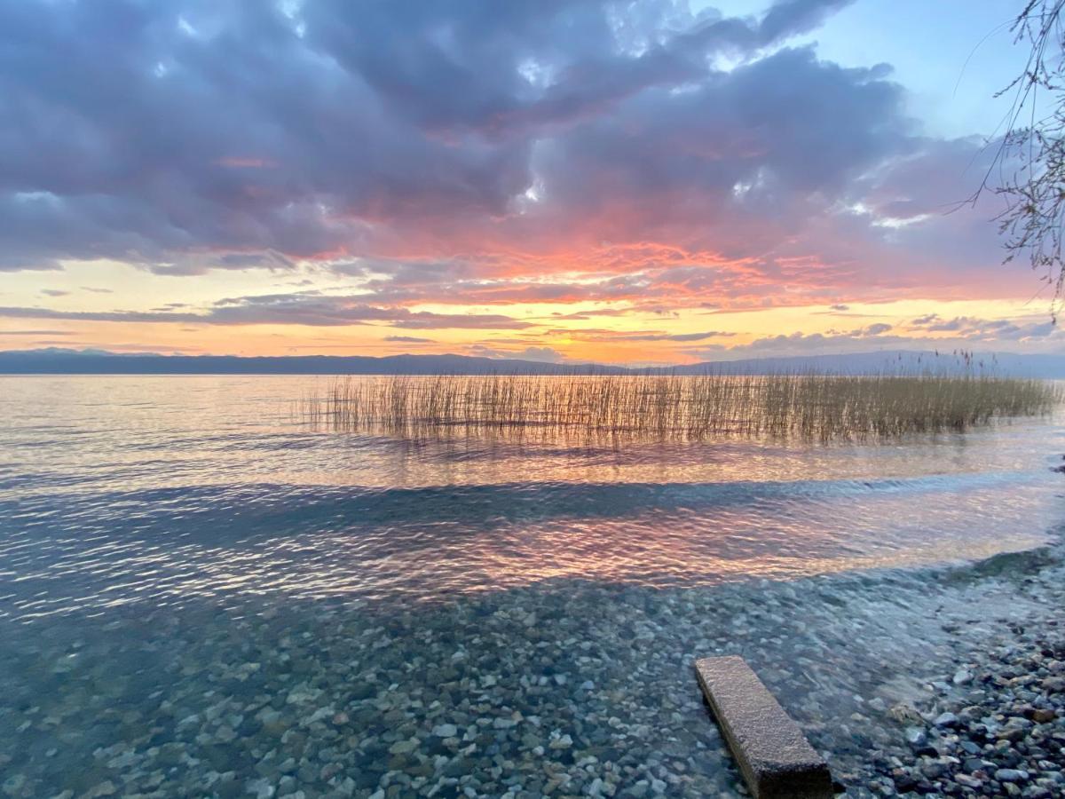 Aqua Blue Lakeview Apartment Ohrid Пештани Экстерьер фото